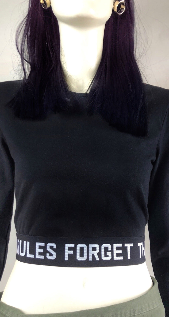 Printed Long-Sleeved Crop Top